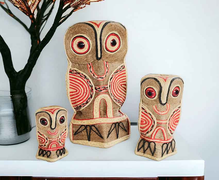 WOODEN SHOWPIECES & DECOR