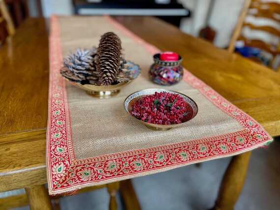 WOODEN TABLE DECOR