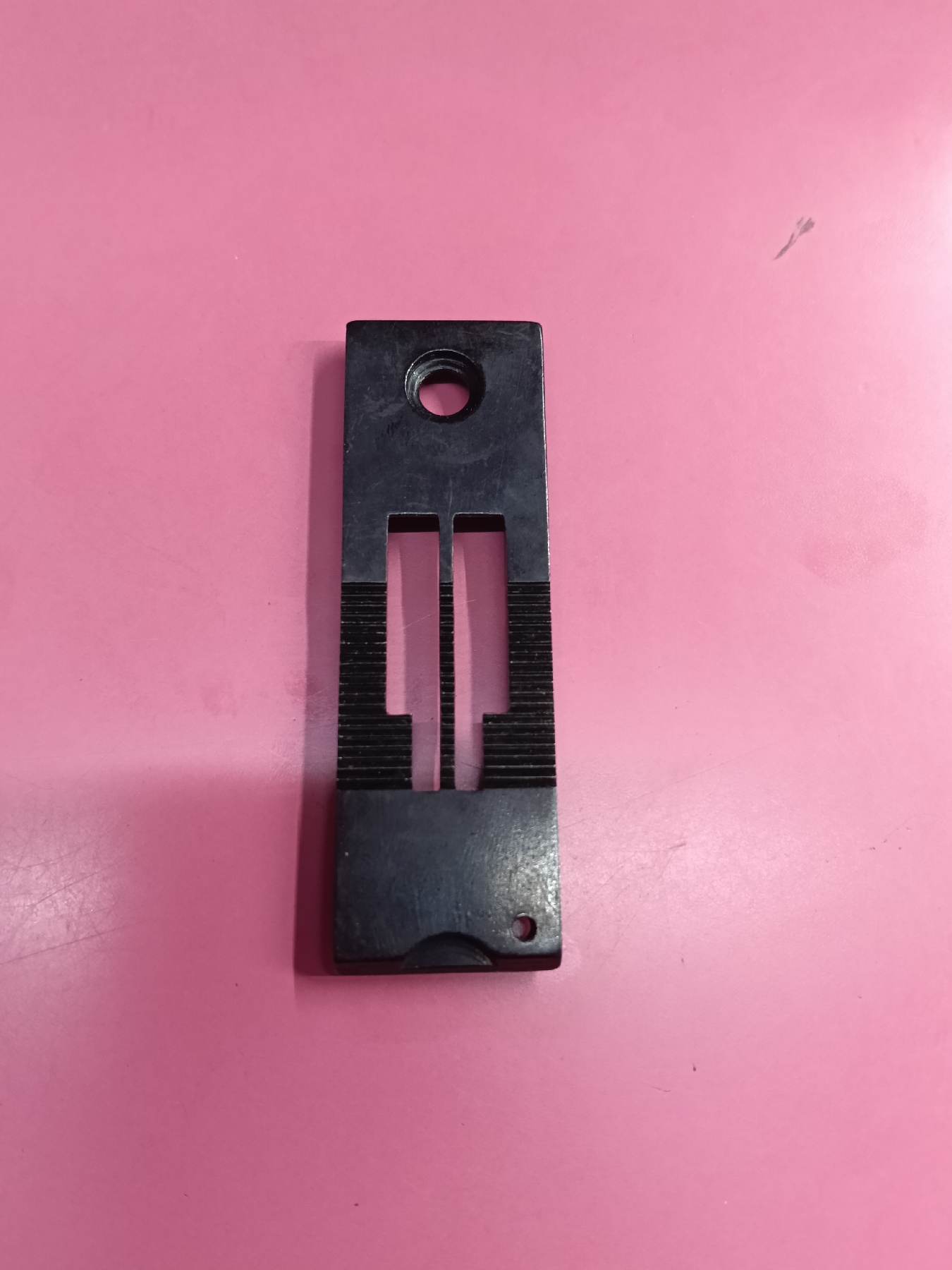 NEEDLE PLATE JUKI LH-3568-7 1/8" JZ