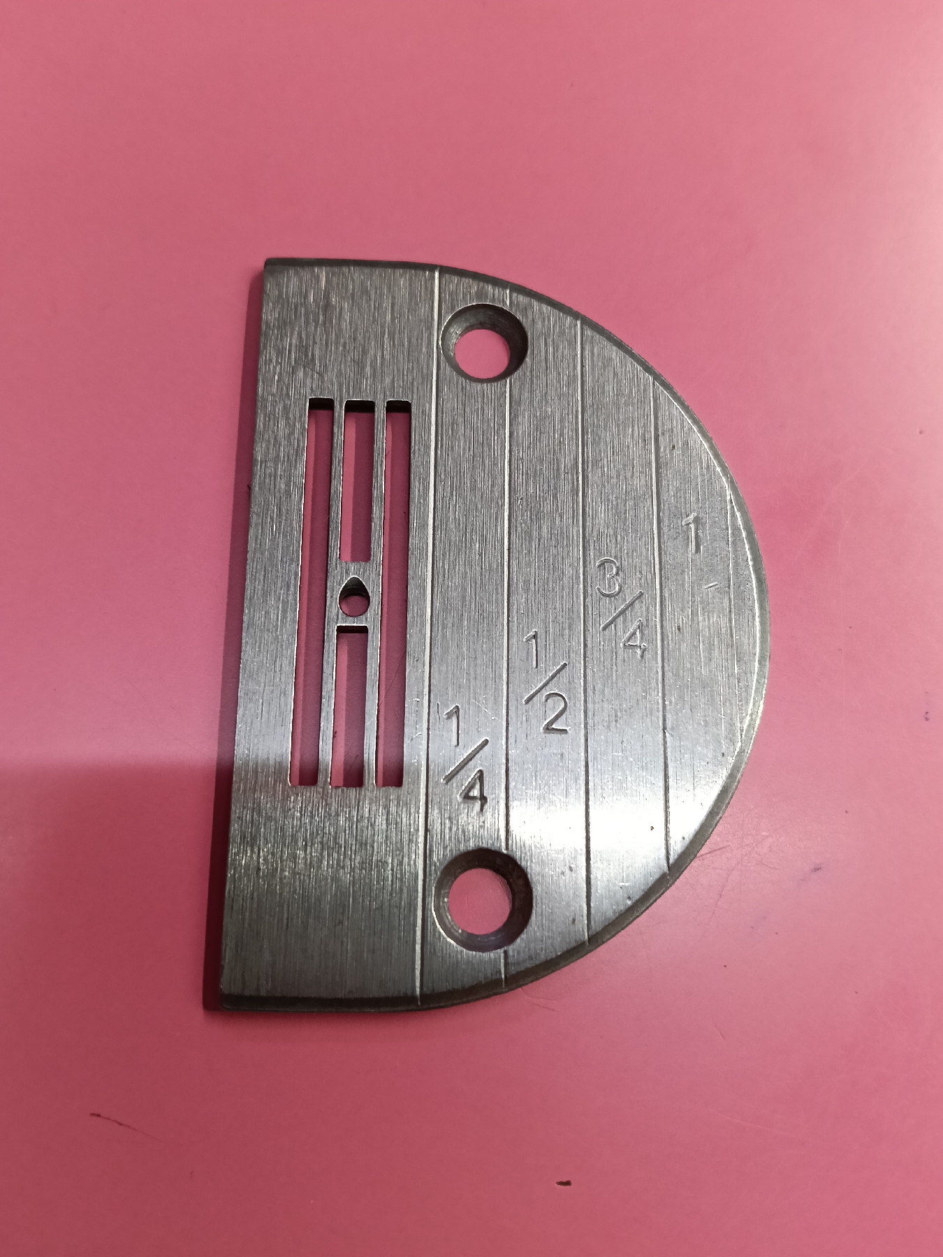 NEEDLE PLATE E22 HENGX