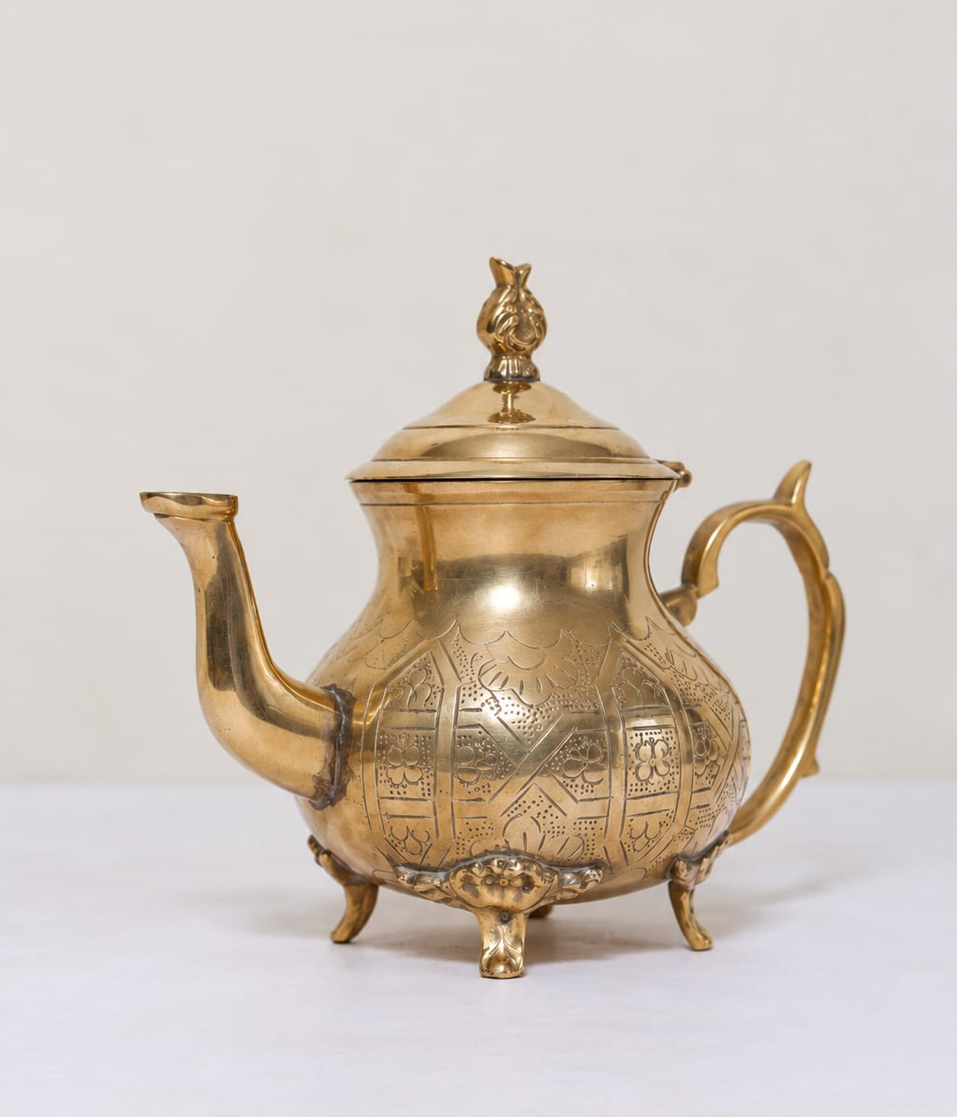 MAYUR KANCHAN BRASS TEAPOT