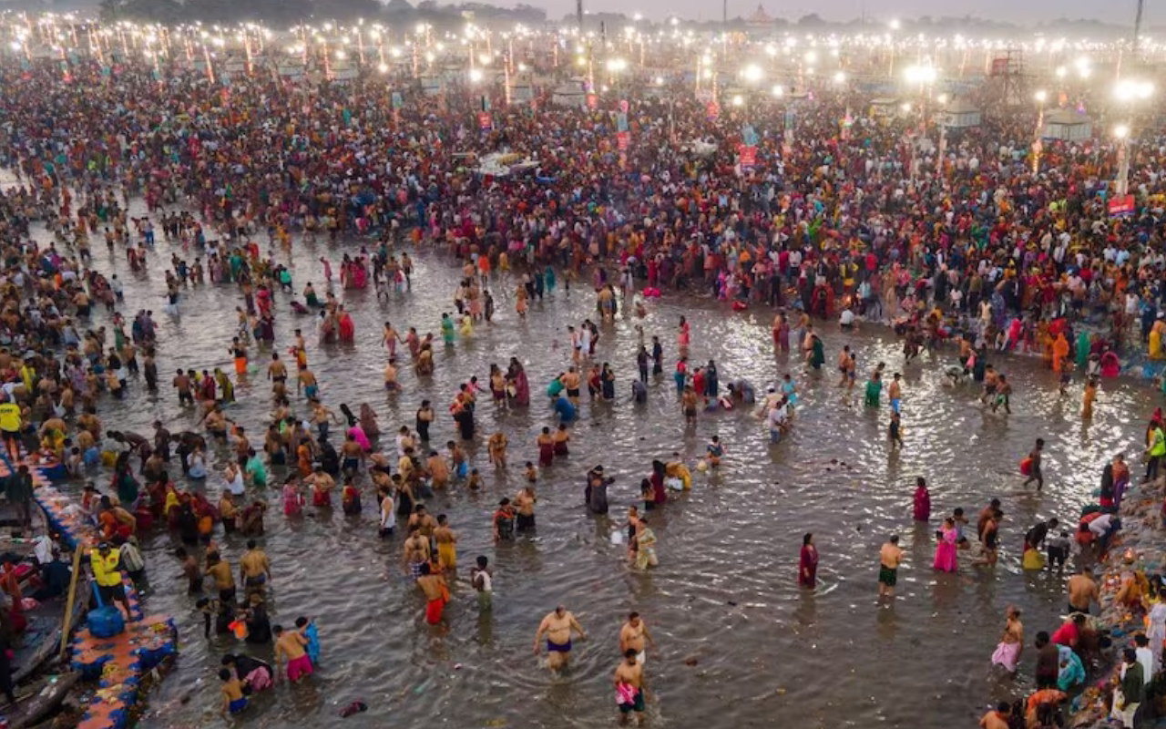 महाशिवरात्रि पर महाकुंभ मे बढ़ेगी श्रद्धालुओं की भीड़, अधिकारी रवींद्र कुमार मंदार ने कहा...