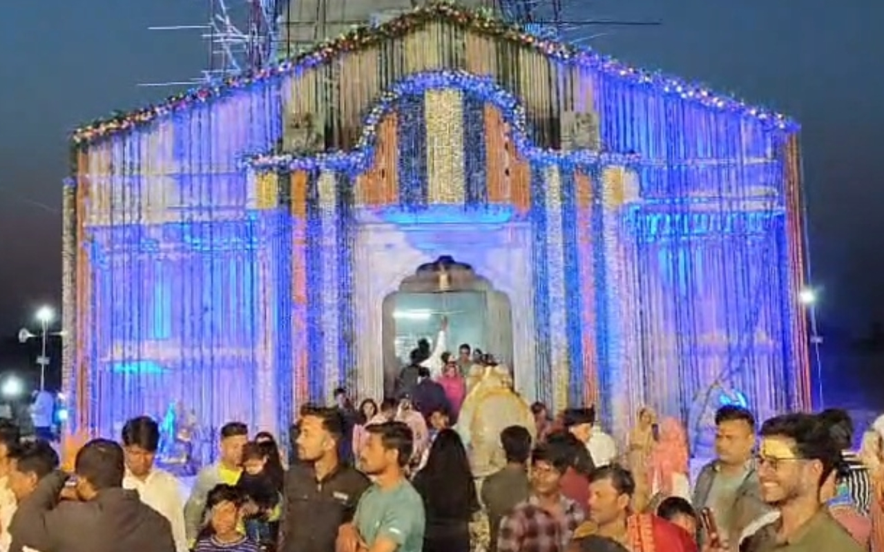 केदारनाथ की तर्ज पर बना केदारेश्वर मंदिर, महाशिवरात्रि पर श्रद्धालुओं ने किए दर्शन