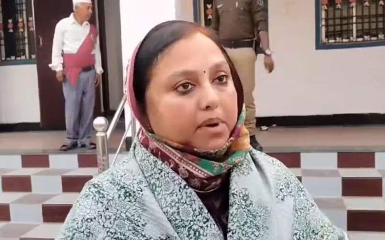 नमाज के लिए होली पर ब्रेक... दरभंगा मेयर अंजुम आरा के बयान पर यूपी, दिल्ली, बिहार, महाराष्ट्र तक छिड़ा घमासान