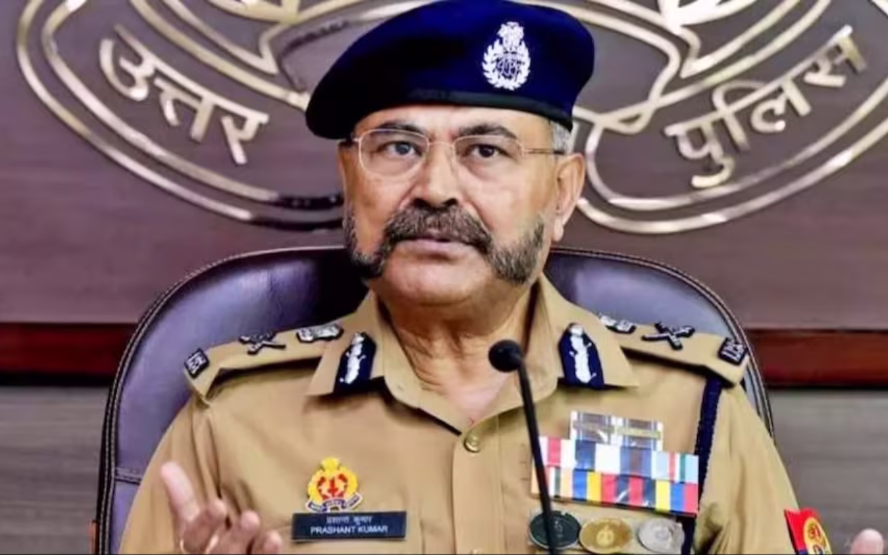 कानपुर पहुंचे डीजीपी प्रशांत कुमार, कमिश्नरेट प्रणाली की उपलब्धियों पर की चर्चा