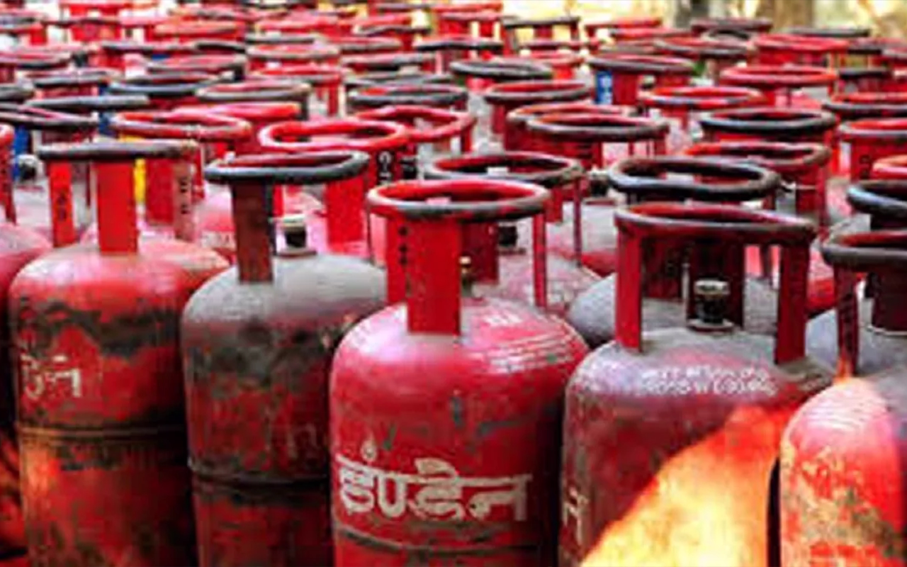 घरेलू गैस सिलेंडर के बढ़े दाम, नई कीमत कल से लागू होगी