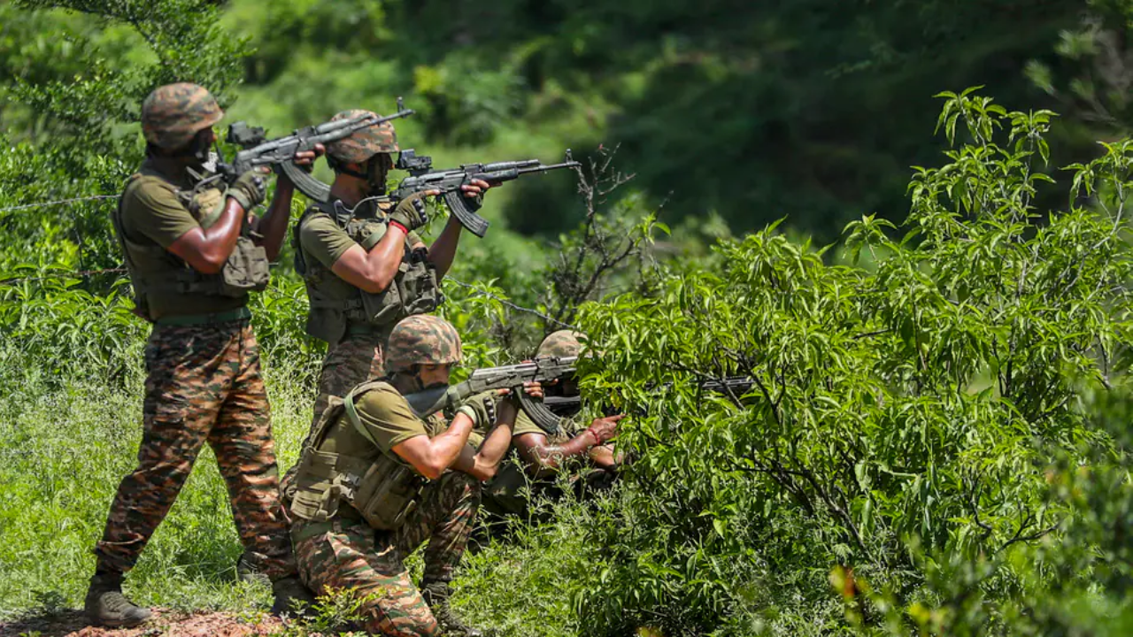 पहलगाम हमले के बाद त्वरित और समन्वित प्रयासों से पिछले 48 घंटों में 6 आतंकवादी मारे गए