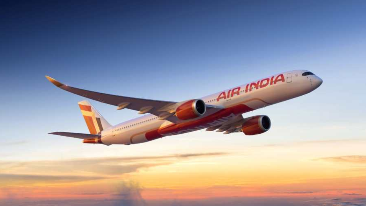 हवा में विमान, अटकी यात्रियों की सांसें, फिर जो हुआ, उसने उड़ा दिए सबके होश !