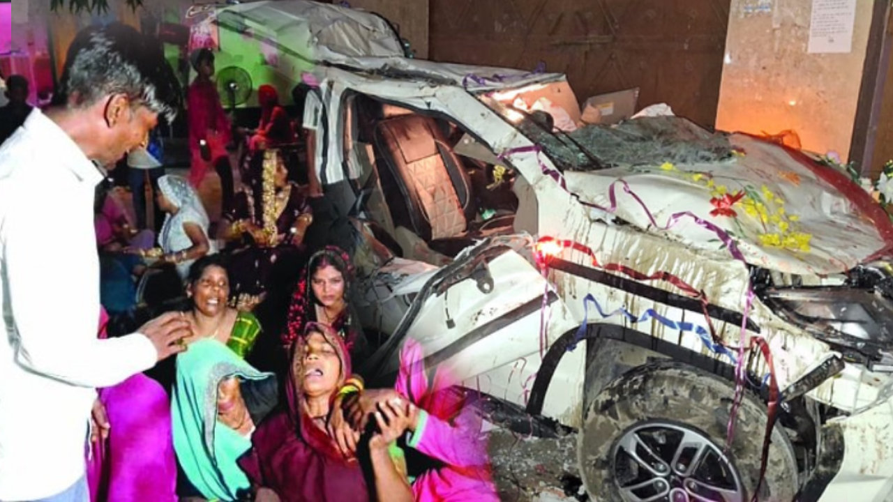 संभल मे तेज रफ्तार बोलेरो बनी काल, दूल्हे समेत 8 बारातियों की दर्दनाक मौत
