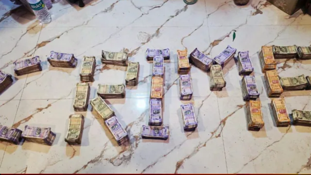 इंदौर में महिला की झोपड़ी से 48 लाख कैश और 1 करोड़ की ब्राउन शुगर बरामद