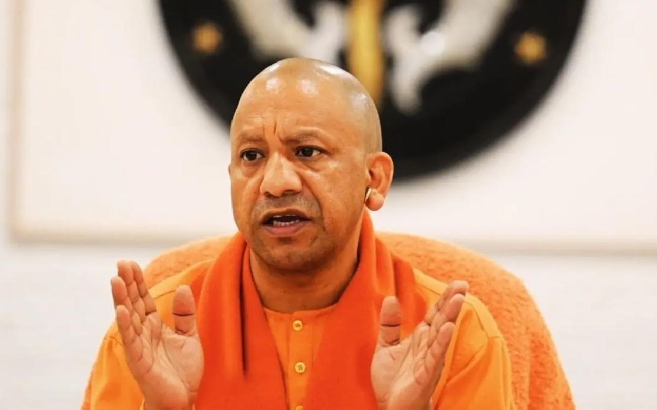 यूपी में 11 DM सहित 33 IAS अधिकारियों का ट्रांसफर, कहां किसको सौंपी गई कमान, देखे पूरी लिस्ट