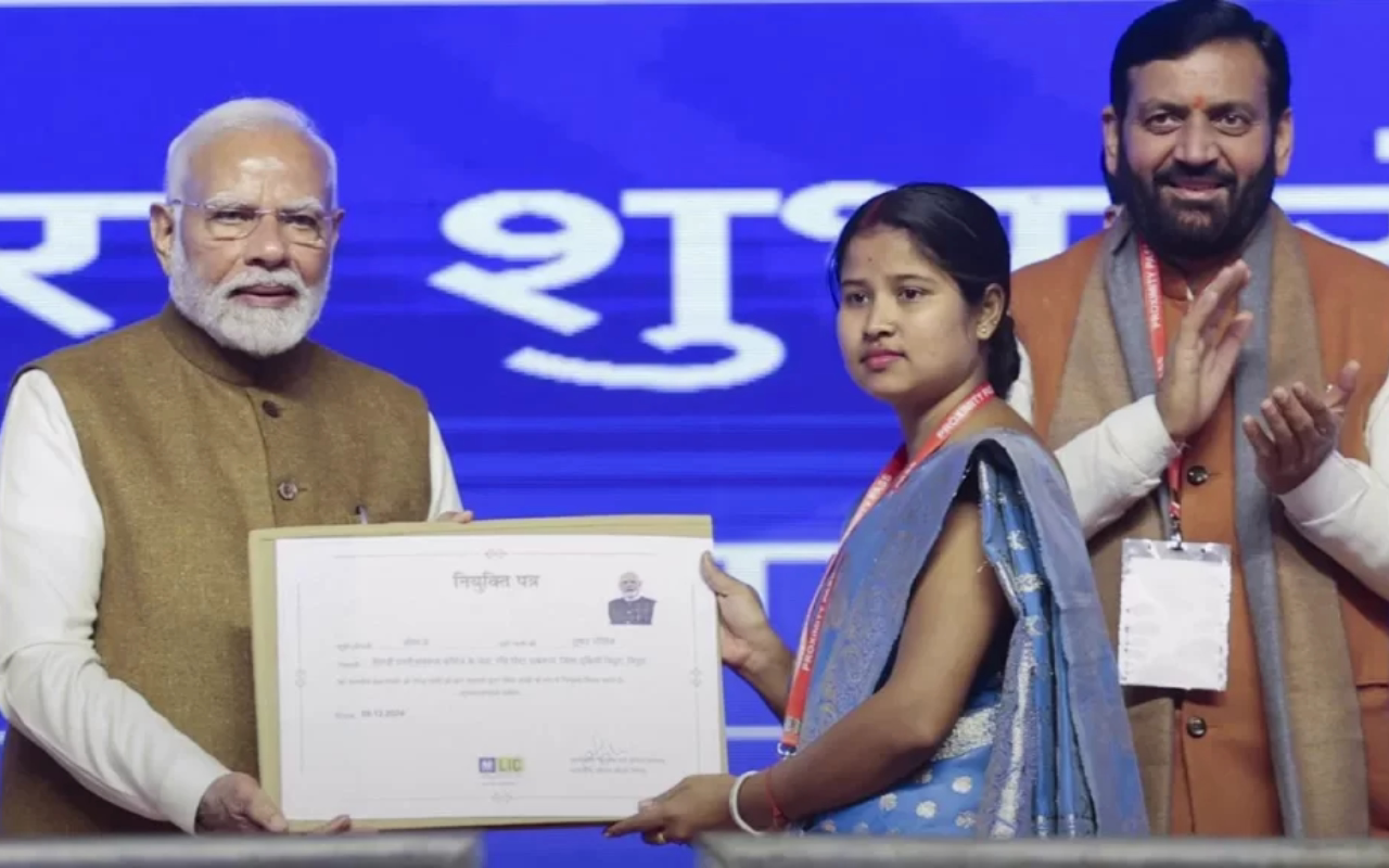 महिलाओं के लिए मोदी सरकार लाई सबसे धांसु स्कीम, LIC में मिलेगा इतना फायदा!