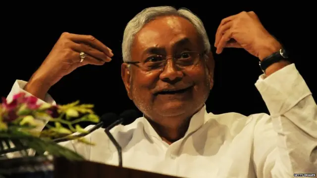 बिहार से आज नितीश युग का अंत, सियासत गरमाई