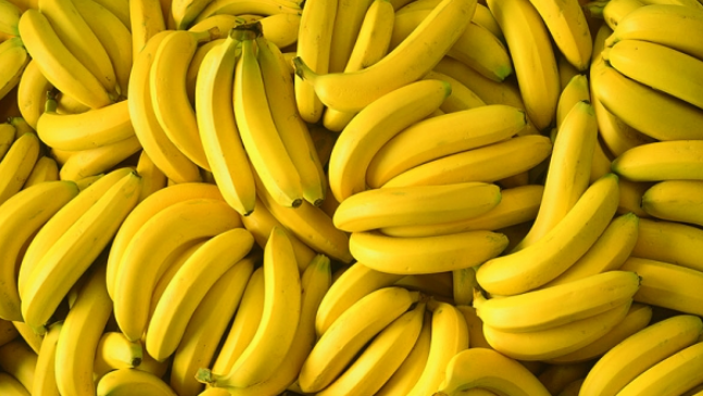 ईरान–अमेरिका तनाव से थमा केले का निर्यात, किसानों पर मंडराया बड़ा संकट