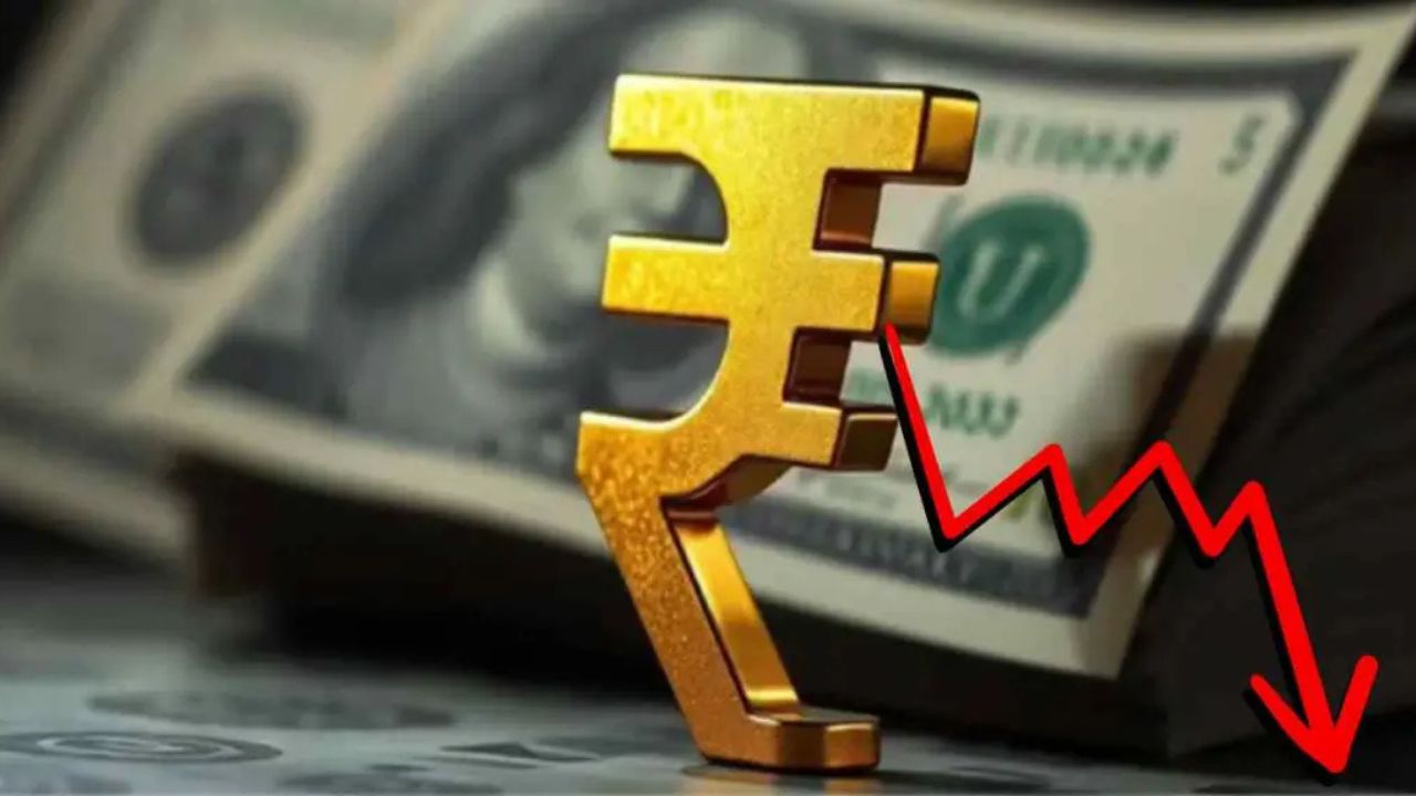 रुपया 93 के पार पहुंचा, गिरावट से बढ़ी चिंता, क्या अब महंगाई और बढ़ेगी
