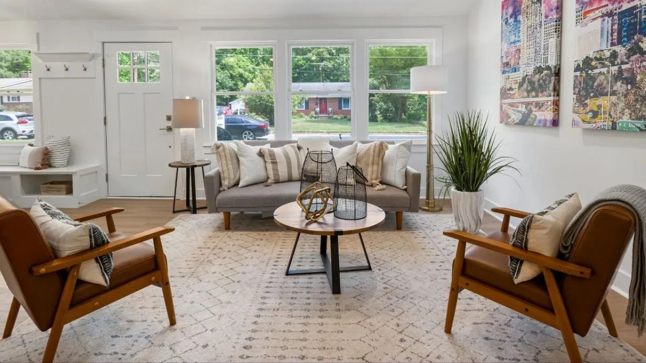 ड्राइंगरूम में ऐसे रखें फर्नीचर, घर में आएगी सकारात्मक ऊर्जा और बढ़ेगी खुशहाली