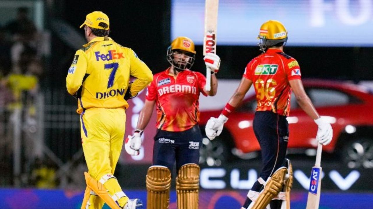 चेन्नई बनाम पंजाब मुकाबले से पहले बड़ा सवाल, क्या आज मैदान में दिखेंगे धोनी