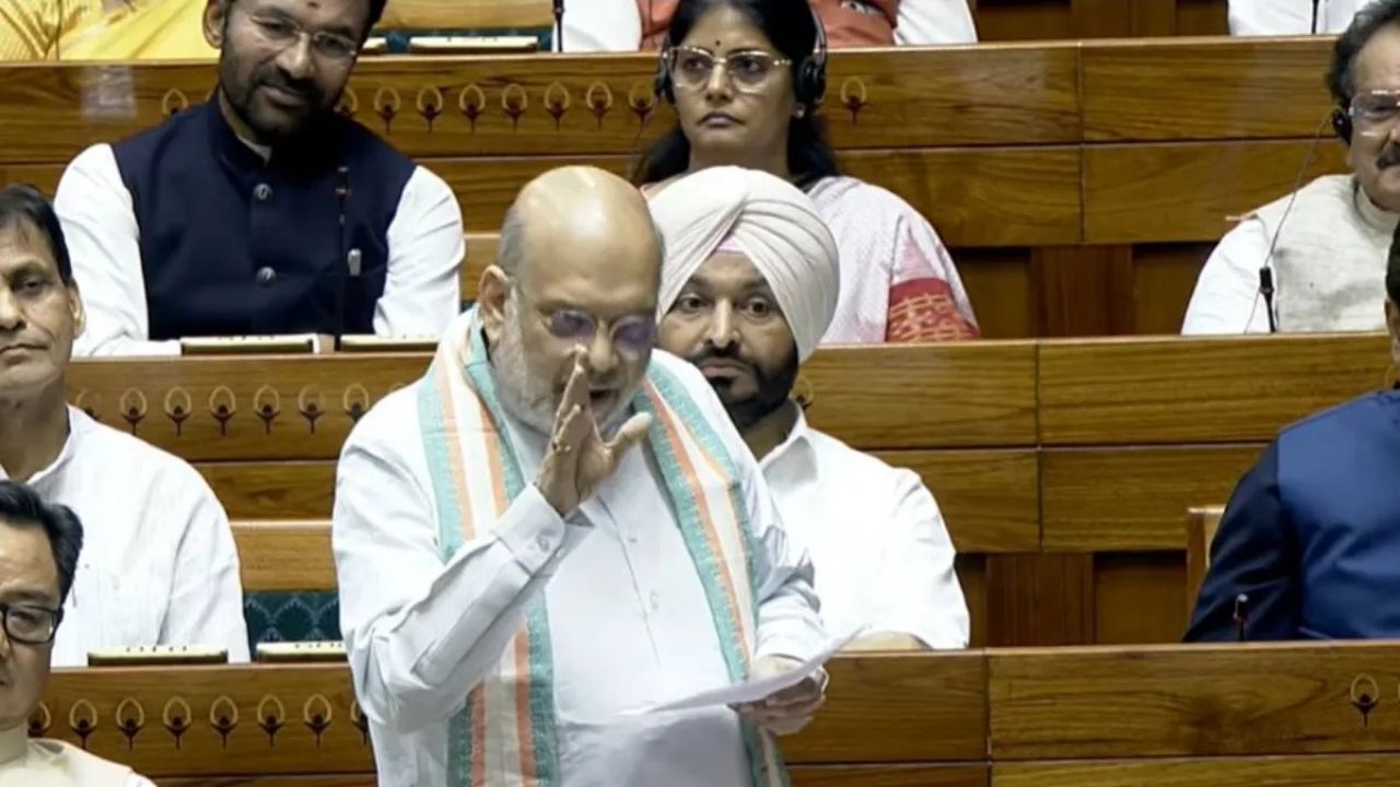 लोकसभा में नक्सलवाद पर सरकार ने साफ किया रुख और बताया आगे का रास्ता, जानिए गृहमंत्री ने क्या कहा ?