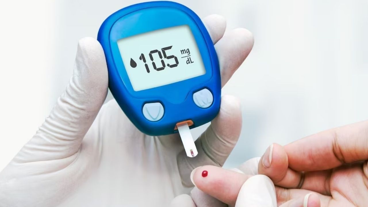 नमकीन से भी बढ़ सकता है शुगर लेवल, डायबिटीज मरीज रहें सावधान, पढ़ें