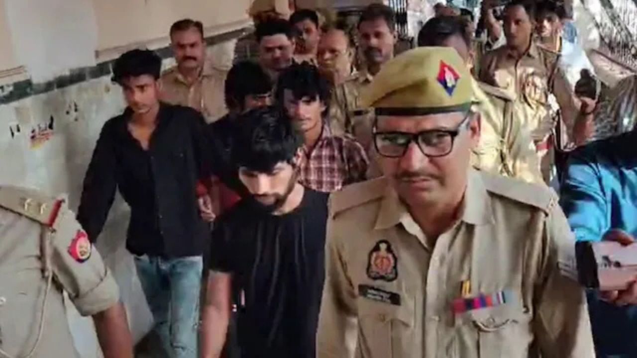 लखनऊ साजिश का बड़ा खुलासा, भीड़भाड़ वाले इलाकों में धमाके की थी तैयारी