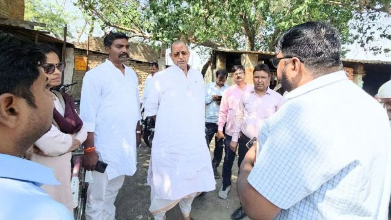 मिर्जापुर में पानी पर सियासी पारा हाई, विधायक का गुस्सा वायरल, अधिकारियों को दिया अल्टीमेटम