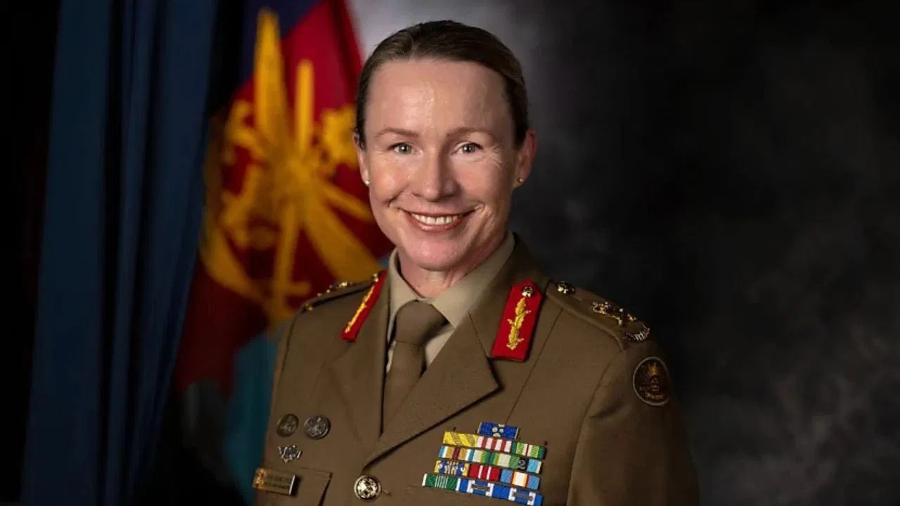 ऑस्ट्रेलिया में पहली महिला आर्मी चीफ बनीं सुसान कॉयल, दुनिया में बढ़ रही महिला नेतृत्व की ताकत