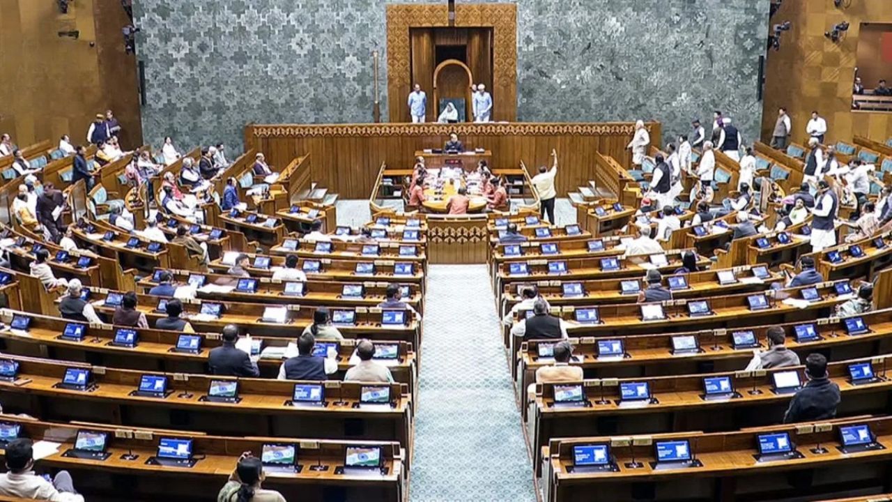 परिसीमन पर सियासी संग्राम, संसद सत्र से पहले देशभर में गर्माई राजनीति