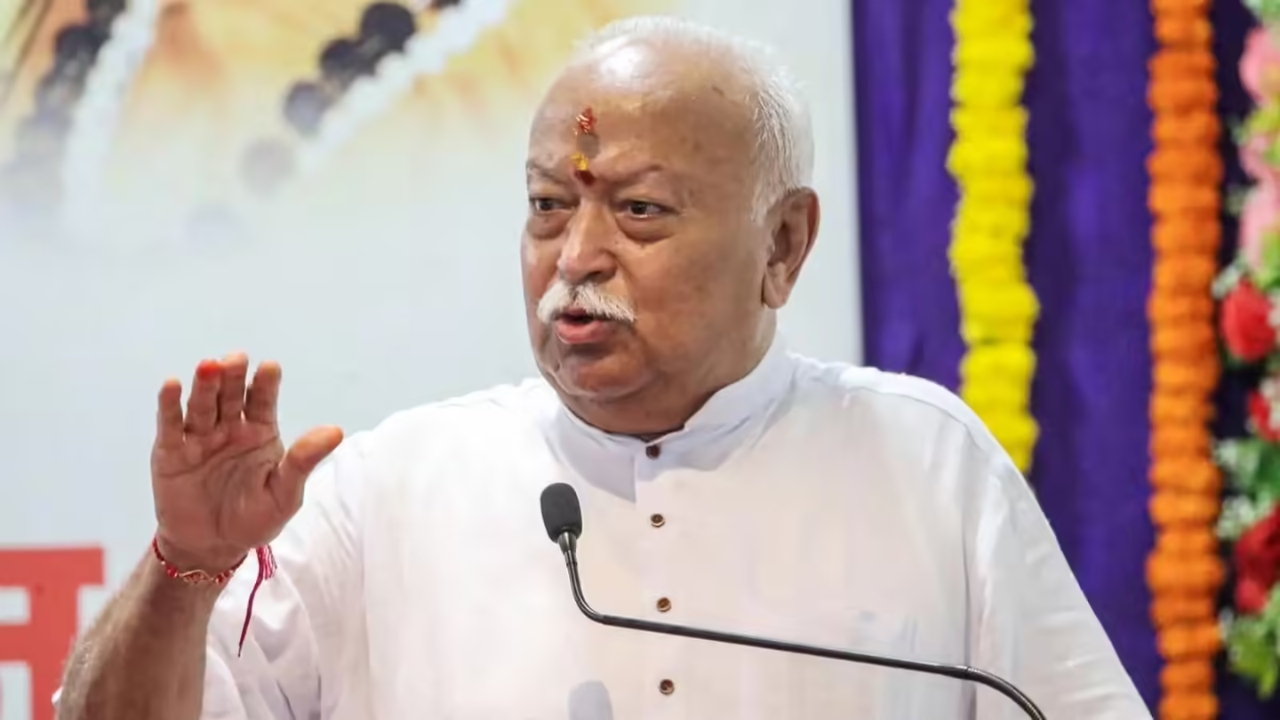 2027 से पहले बढ़ी सियासी हलचल, भागवत के लखनऊ दौरे से तेज हुई चर्चाएं, रहेगा इस काम पर फोकस !