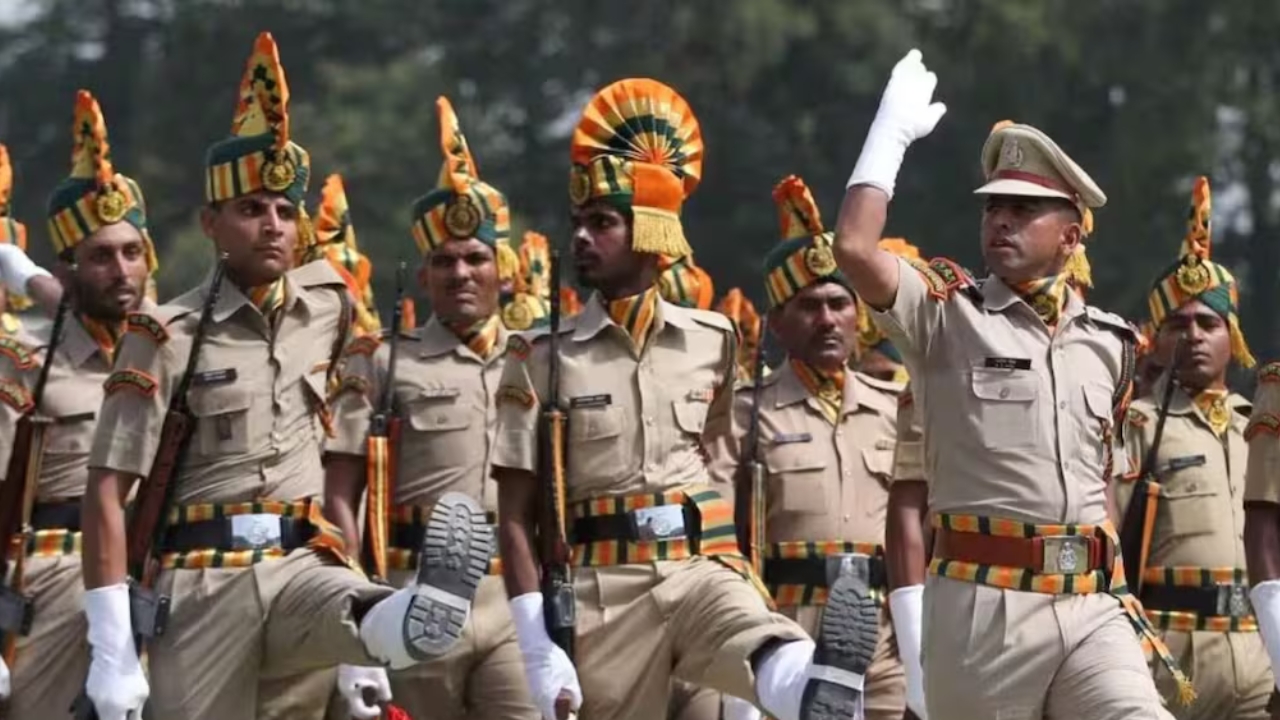 यूपी पुलिस भर्ती परीक्षा की तारीख घोषित, 8 से 10 जून तक होगा बड़ा एग्जाम, 30 लाख अभ्यर्थियों की नजर
