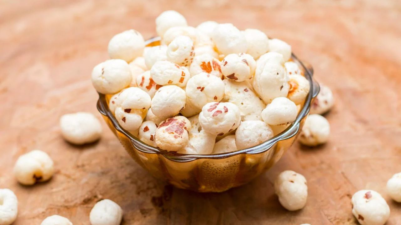 मखाना हर किसी के लिए नहीं! ये 5 संकेत दिखें तो तुरंत बना लें दूरी