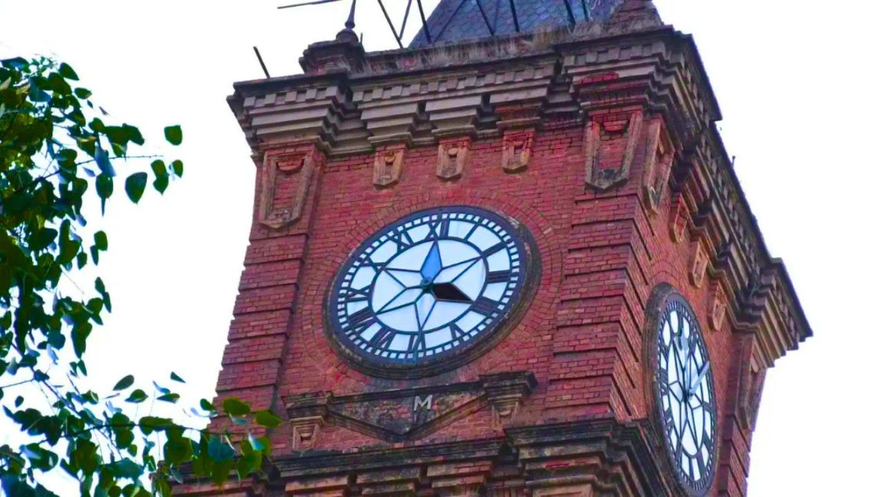 128 फीट ऊंचे टावर से गायब हुईं सुइयां, कानपुर की पहचान पर बड़ा सवाल