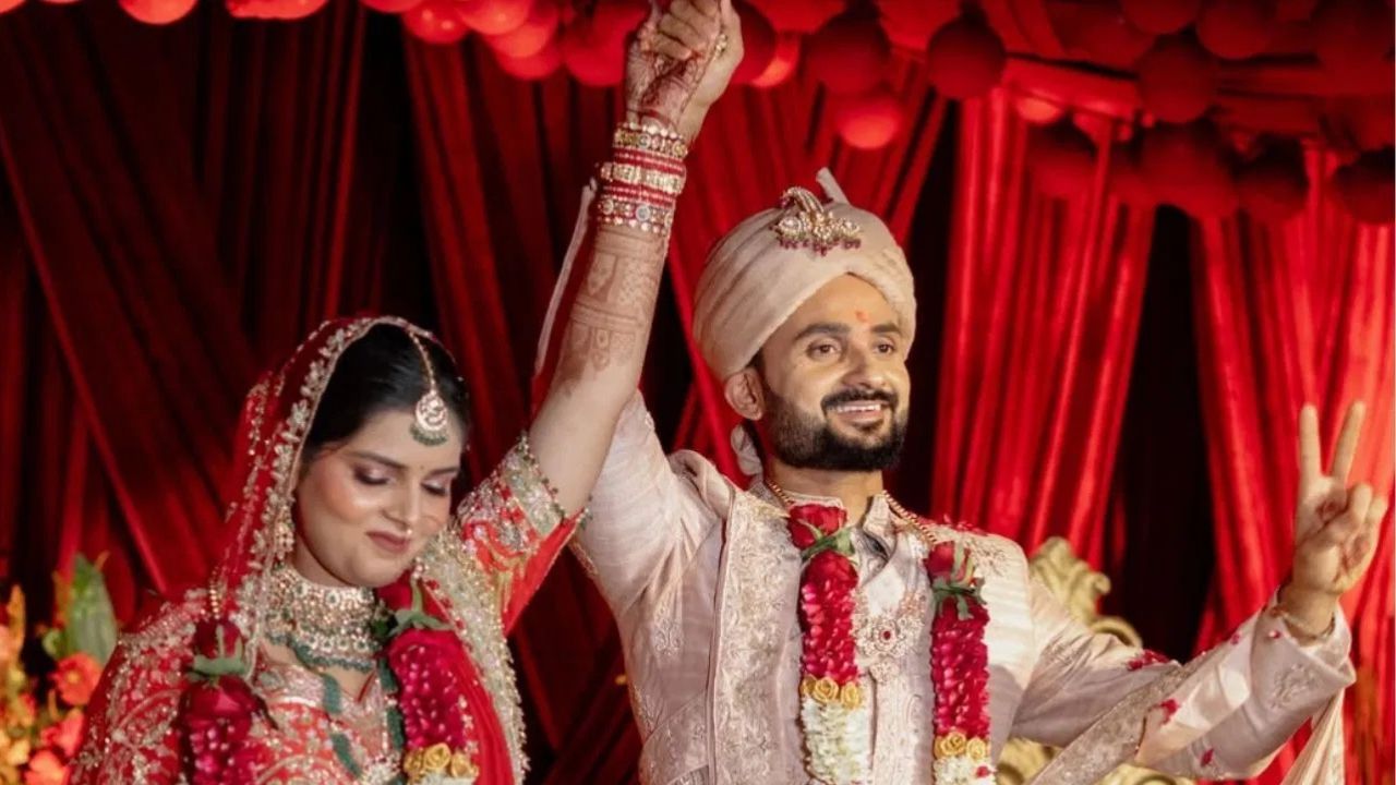 शादी के मंडप में आकाश दीप की नई पारी, बारात में नाचते दिखे टीम इंडिया के खिलाड़ी
