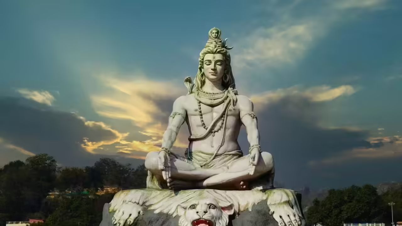 सावन की तारीख पर खत्म हुआ सस्पेंस! जानिए कब से शुरू होगा पवित्र महीना और 16 सोमवार व्रत का सही दिन